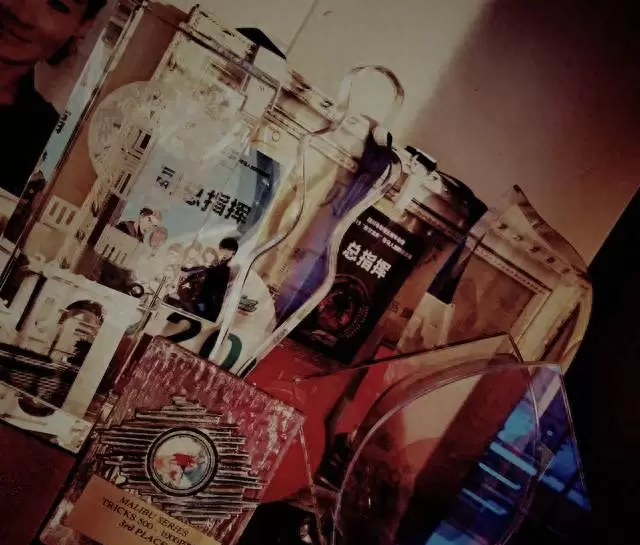 梁家辉第六次获金像奖最佳男主角，《捕风追影》反派表演获评“港片筋骨犹在” | 细节速览