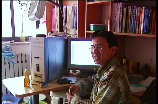 纪录片导演叶君因病去世，享年43岁，《我在故宫修文物》成其代表作 | 细节速览