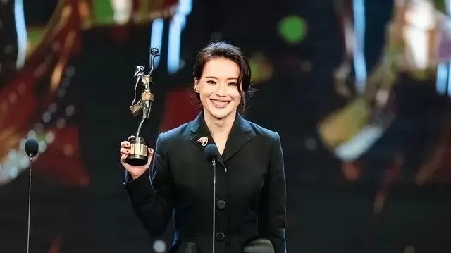 第44届香港金像奖揭晓：梁家辉第五次封帝，《风林火山》成技术类最大赢家 | 资讯配图