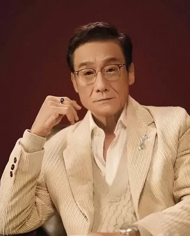 梁家辉第五次获香港电影金像奖最佳男主角，廖子妤凭《像我这样的爱情》首封影后 | 细节速览