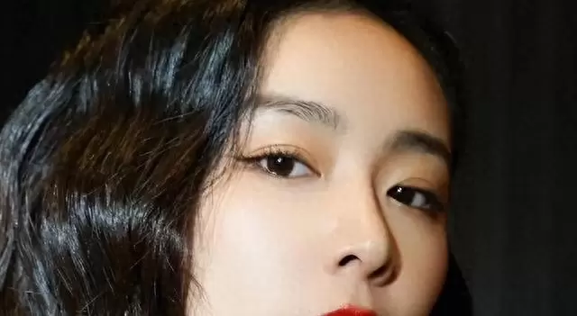 高叶北影节后台获张颂文公开力挺，《狂飙》大嫂身份获业内正式确认 | 细节速览